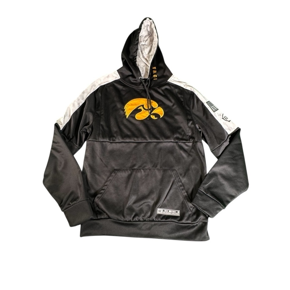 Iowa Hawkeyes Hoodie Men’s M Black Gold OHT Colosseum Camo Pullover Sweatshirt